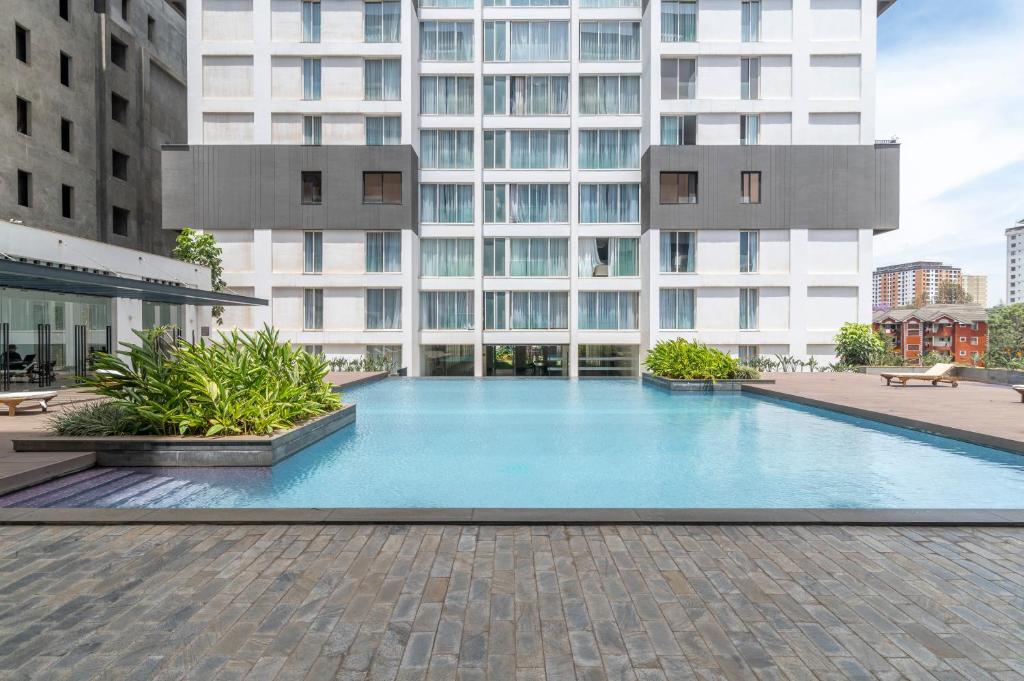Purple Haze – Magnificently Furnished 2 Bedroom Apartment in Kilimani
